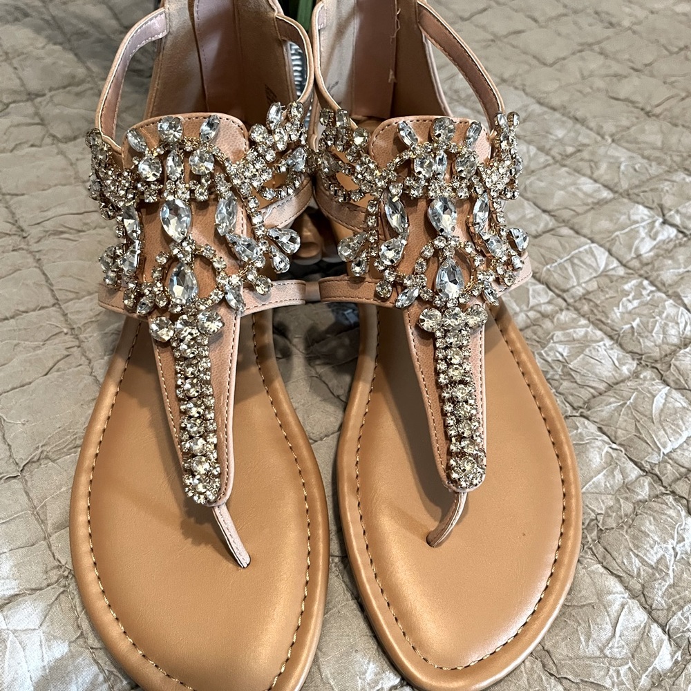 Ladies Shoe Dazzle 7.5 very ornate sandals. Never worn. Zip up back.